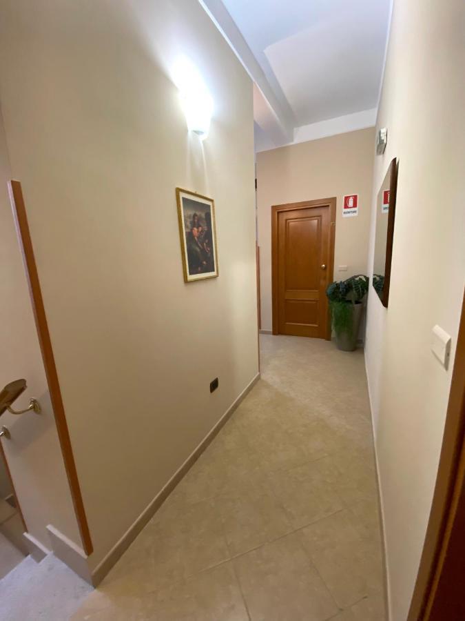 Albergo Ristorante Del Cacciatore Фоджиа Экстерьер фото